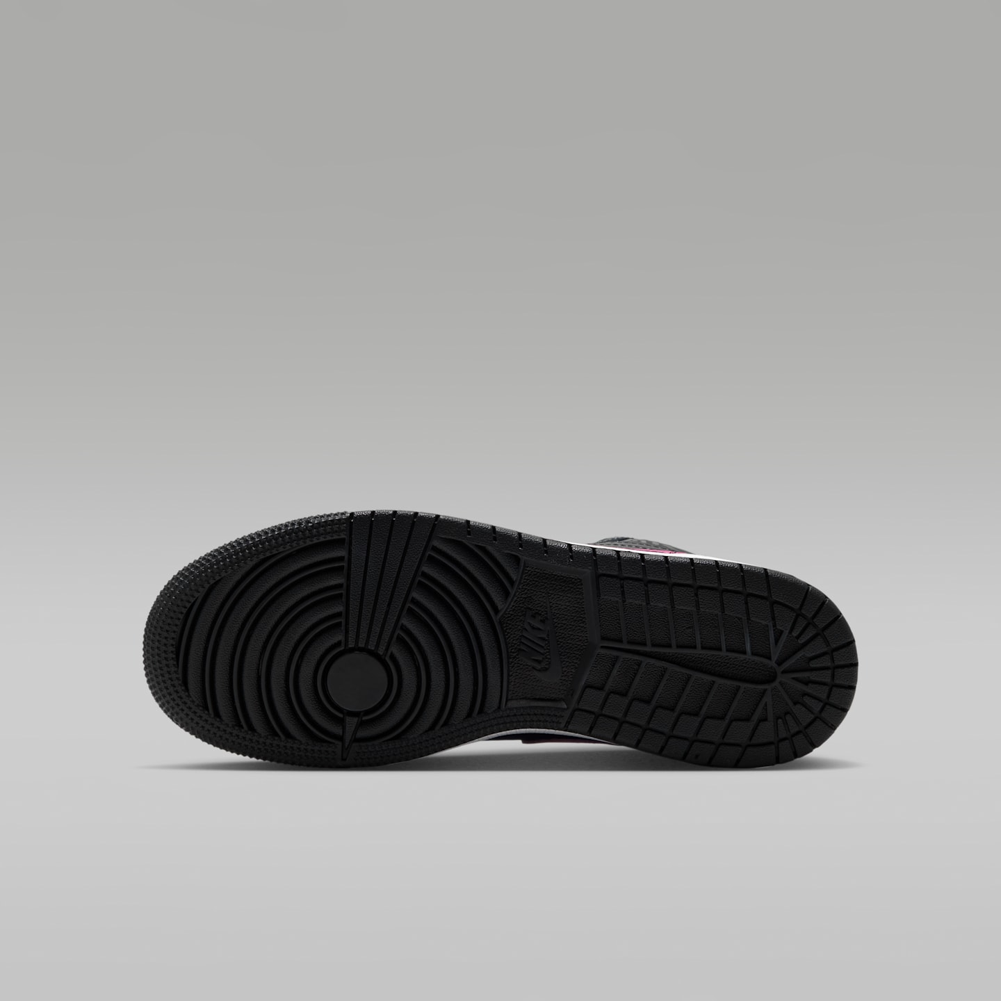 Детские кроссовки Jordan 1 Low SE, цвет: Антрацитовый / Чёрный — фото 2
