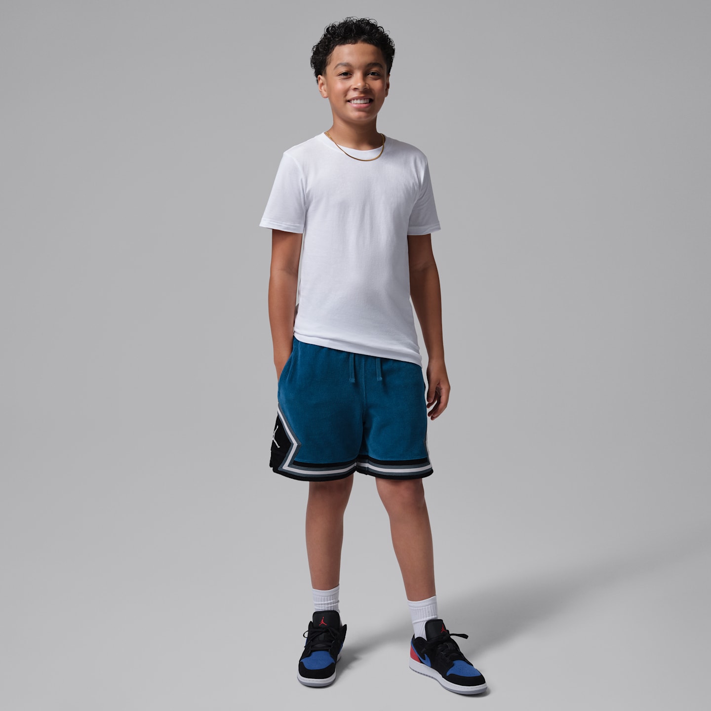 Детские шорты Jordan Play Your Way Cord Diamond, цвет: Насыщенный синий — фото 7