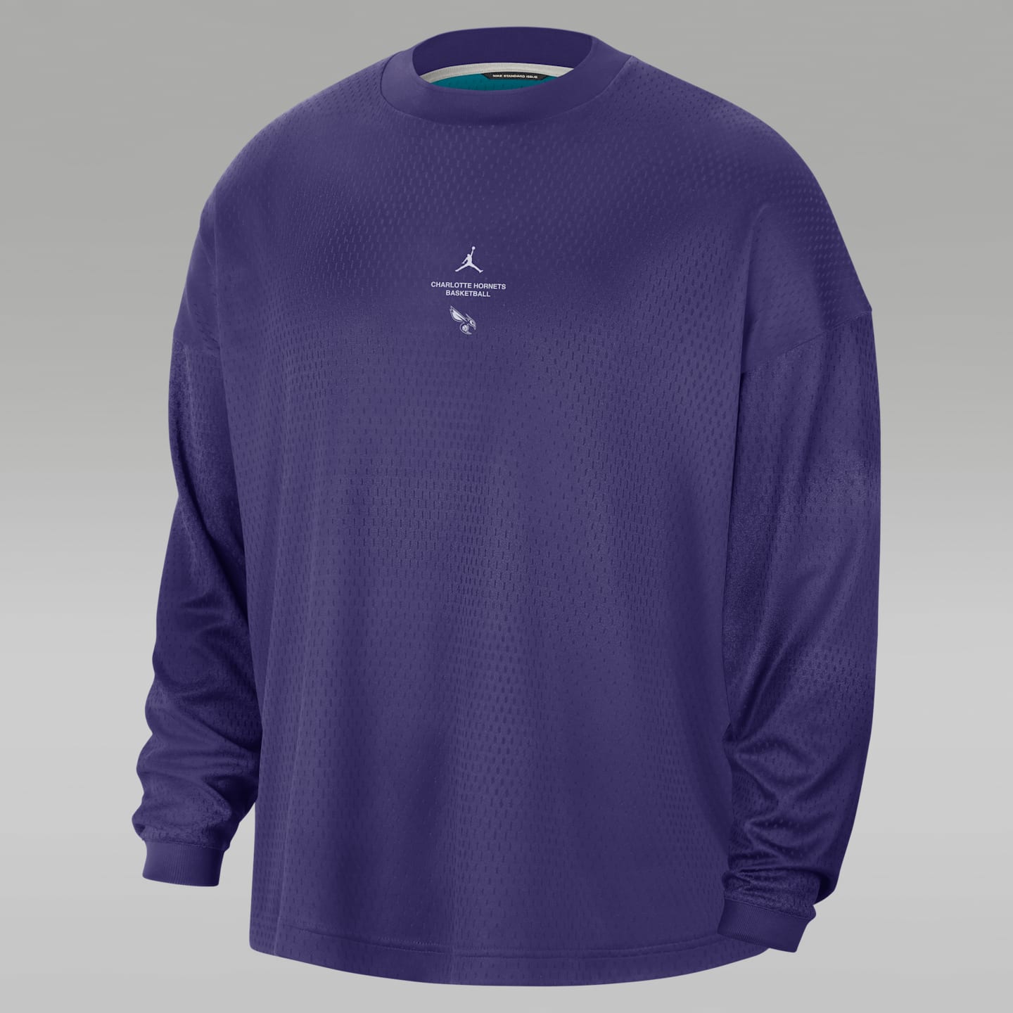 Мужской баскетбольный лонгслив Nike Charlotte Hornets Standard Issue, цвет: Орхидея — фото 2