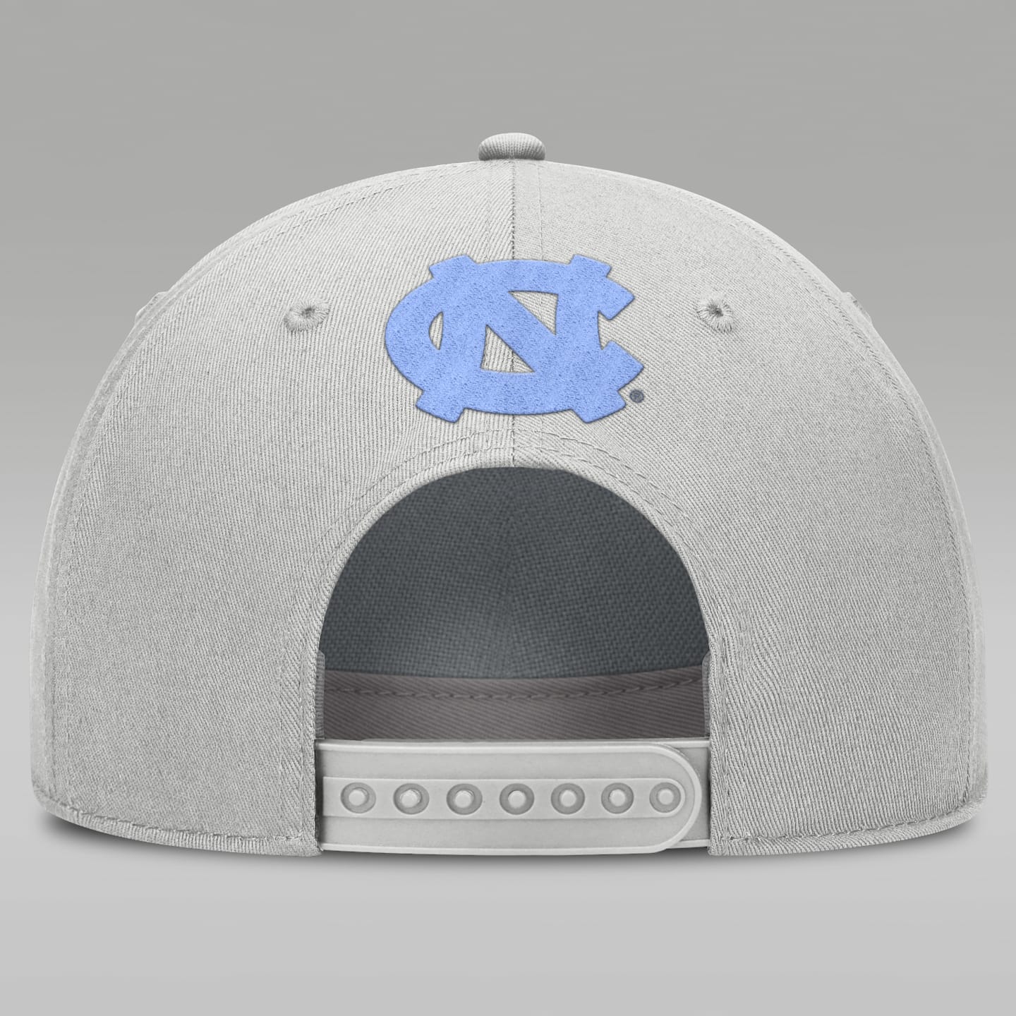 Мужская бейсболка Jordan Brand North Carolina On-Field Primetime Rise регулируемая, цвет: Серый — фото 2