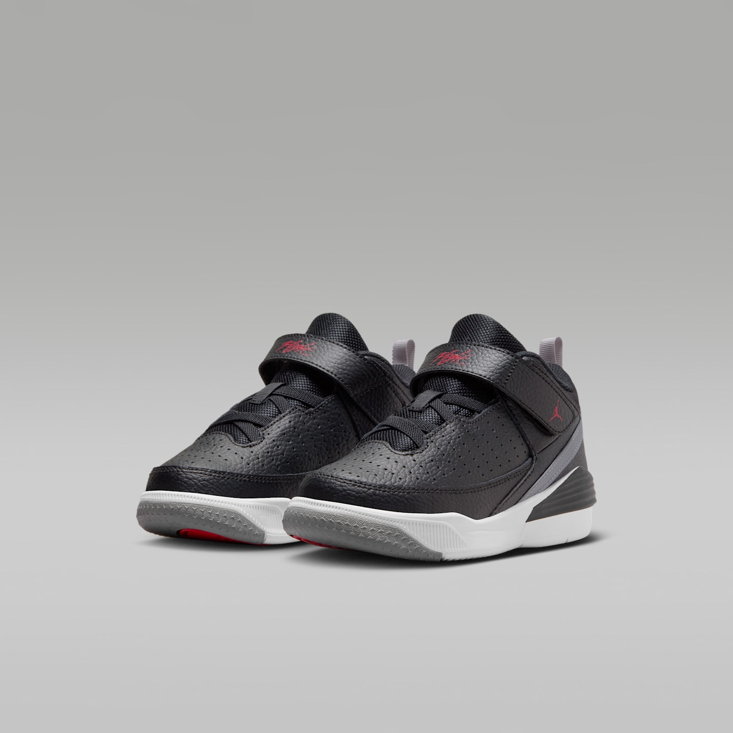 Детские кроссовки Jordan Max Aura 5 Shoes, цвет: Чёрный / Белый — фото 5