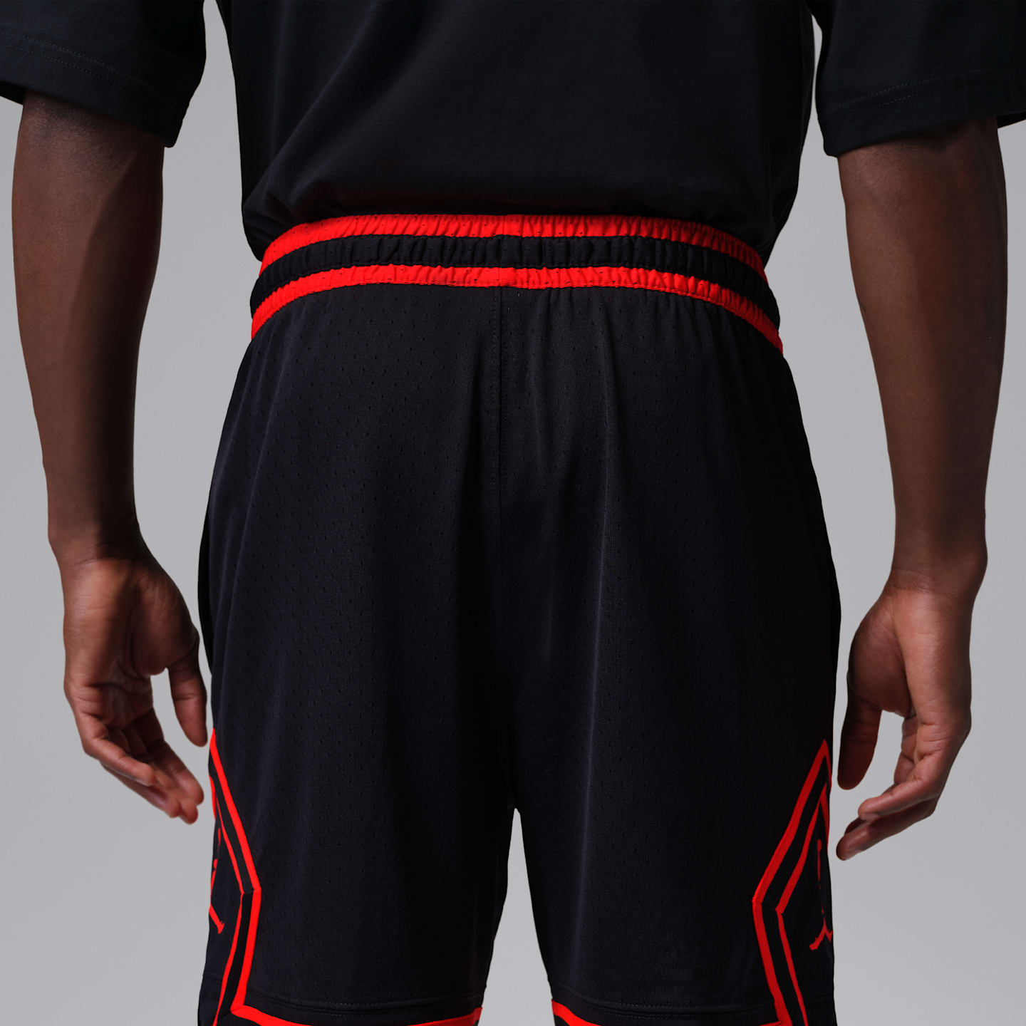 Мужские сетчатые шорты Jordan Sport Dri-FIT Diamond, цвет: Чёрный — фото 3