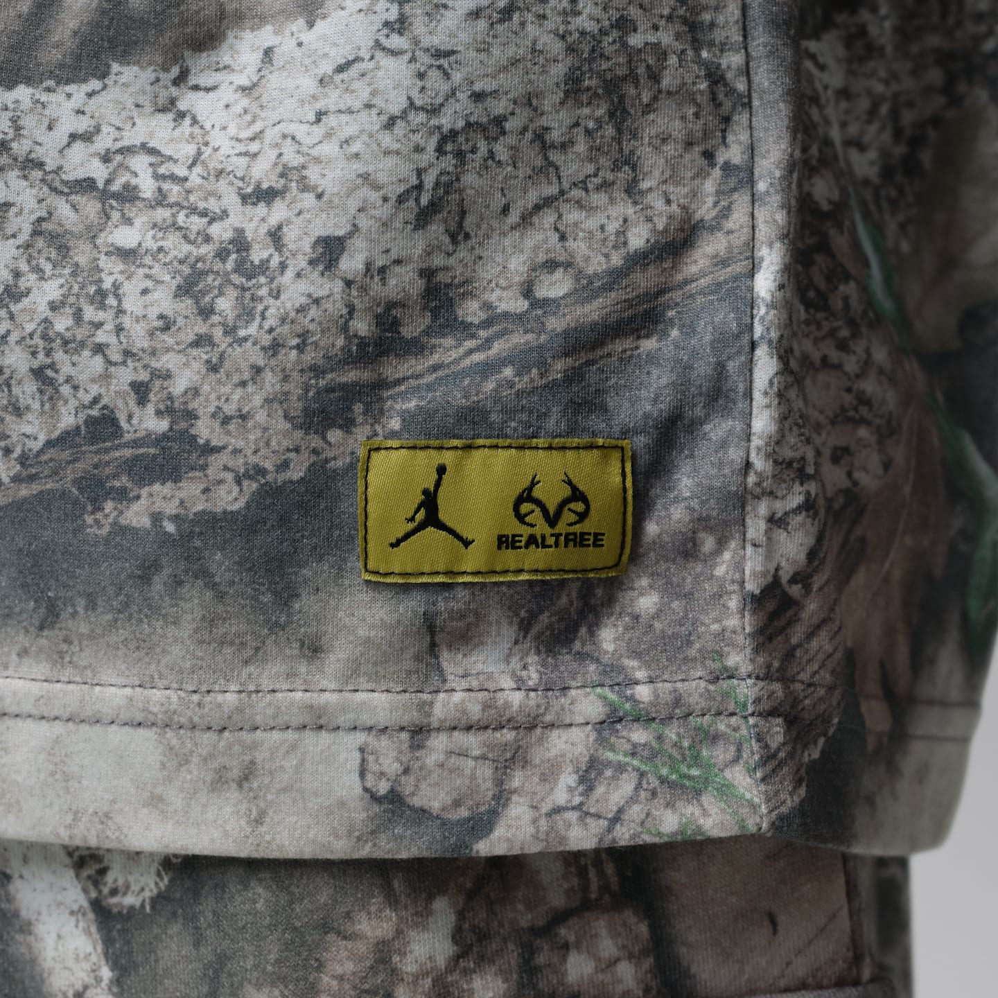 Детская футболка Jordan Brooklyn Realtree Printed, цвет: Swan — фото 5