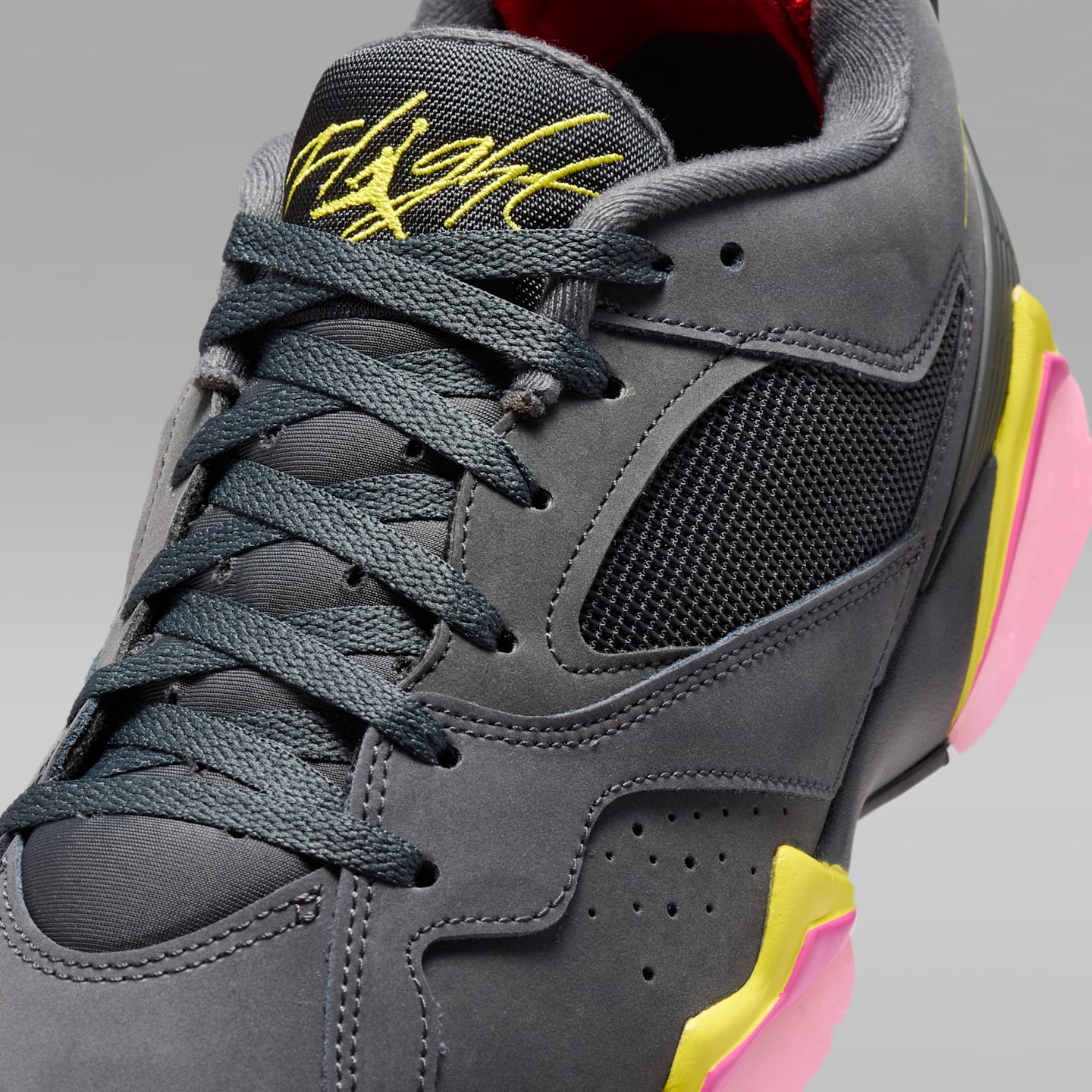 Детские кроссовки Jordan Air Jordan MVP 92 Men's Shoes, цвет: Антрацитовый / Розовый — фото 7
