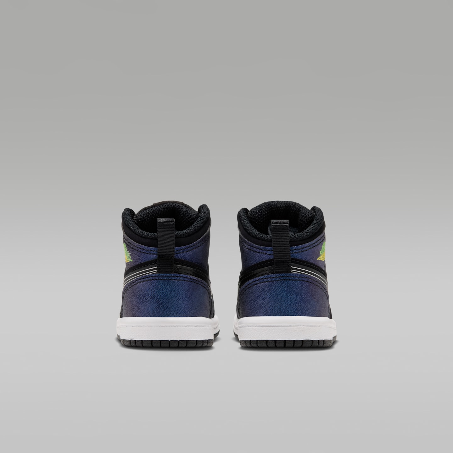 Детские кроссовки Jordan 1 Mid SE "Space Jam" Shoes, цвет: Чёрный / Зелёный — фото 6