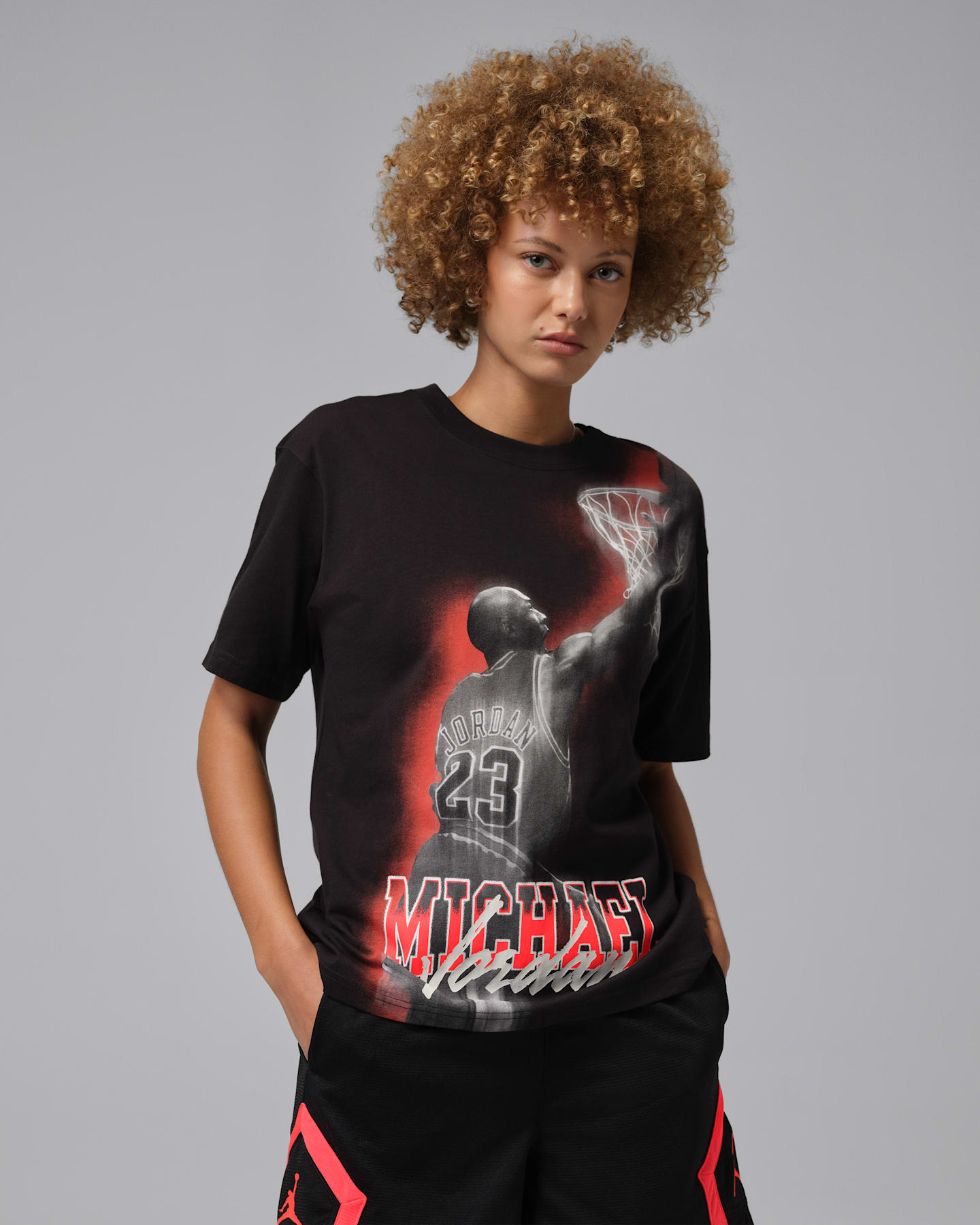 Женская футболка Jordan Sport Heritage Dri-FIT с принтом, цвет: Чёрный — фото 7