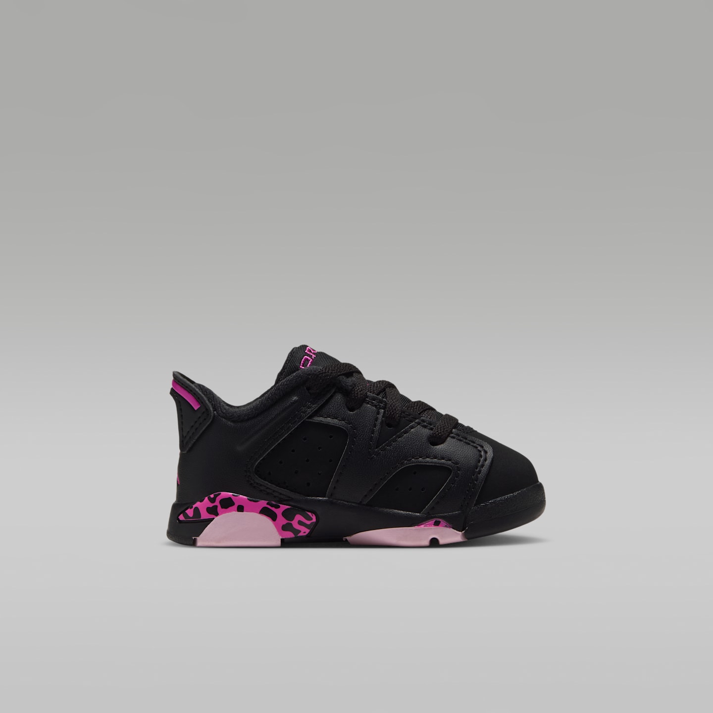 Детские кроссовки Jordan 6 Retro Low Baby/Toddler, цвет: Чёрный / Розовый пенный — фото 3