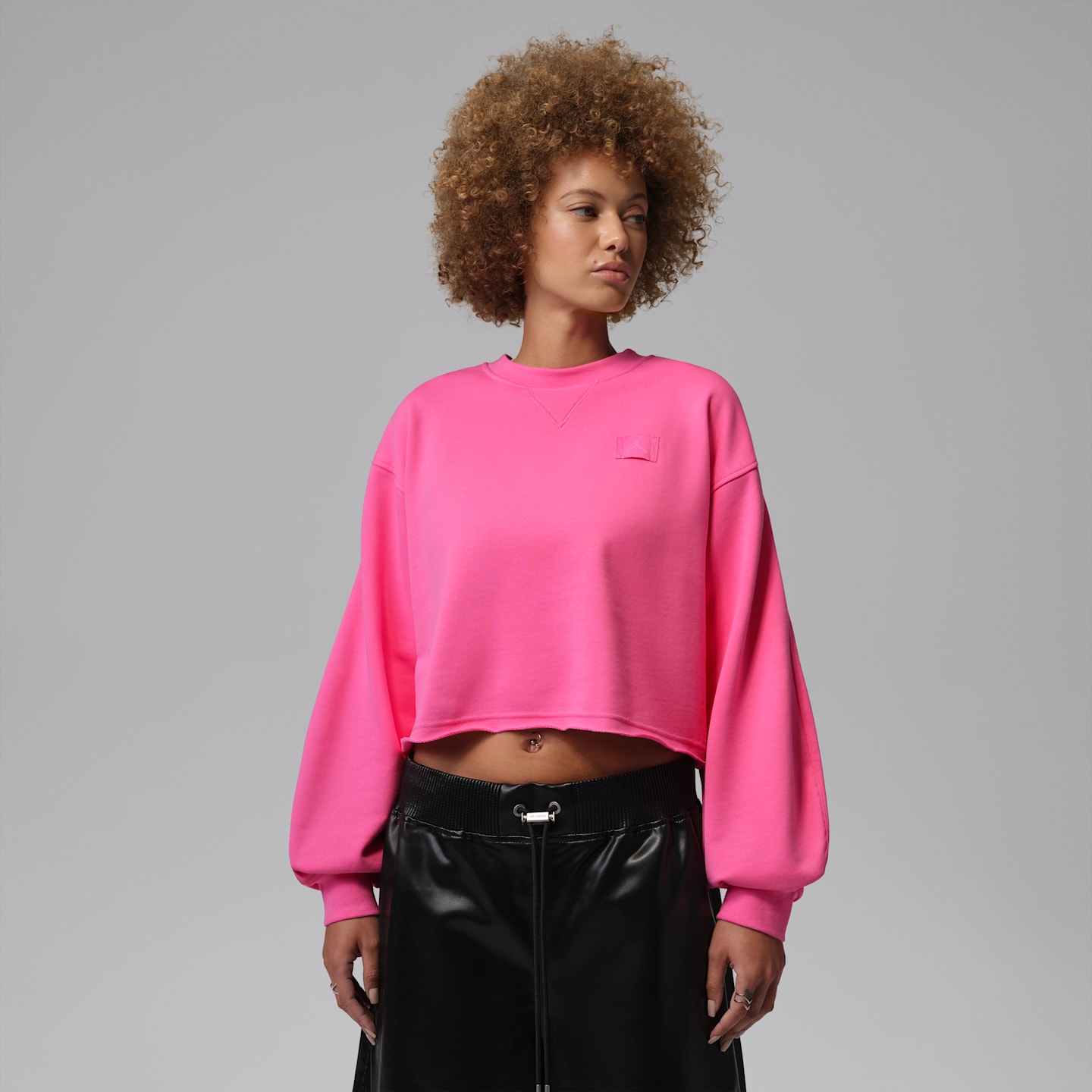 Женский укороченный свитшот Jordan Flight Fleece Mod-Crop, цвет: Розовый сияющий — фото 1