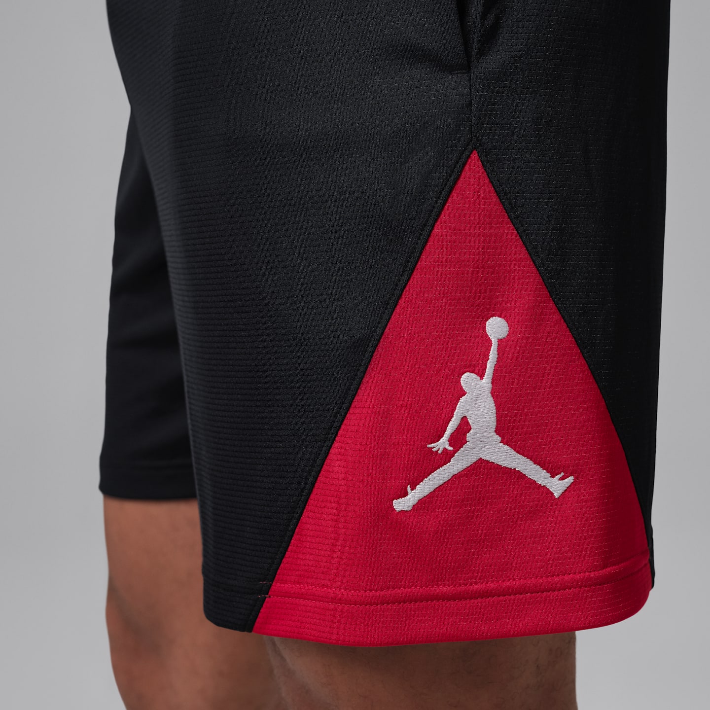 Мужские шорты Jordan Sport Dri-FIT, цвет: Чёрный / Красный — фото 5