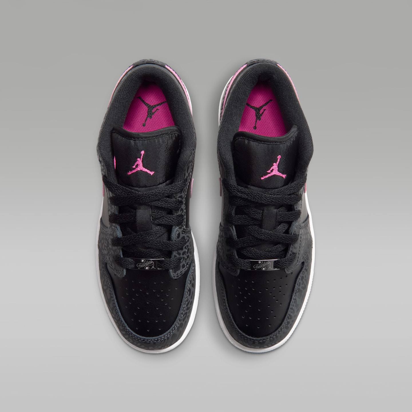 Детские кроссовки Jordan 1 Low SE, цвет: Антрацитовый / Чёрный — фото 4