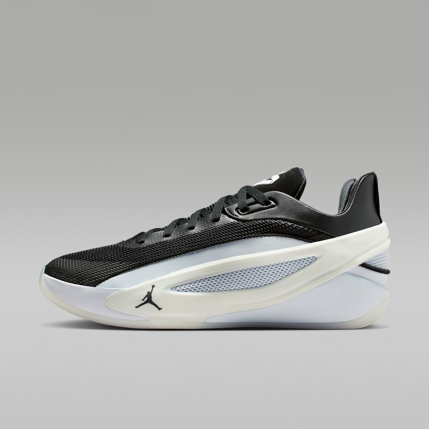 Мужские кроссовки Nike Luka 5 Basketball, цвет: Чёрный / Серый — фото 1