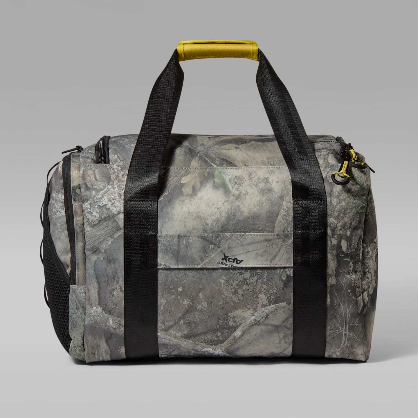 Женская сумка Jordan Collectors Gym Duffel (45.7L), цвет: Камуфляжный зелёный — фото 4