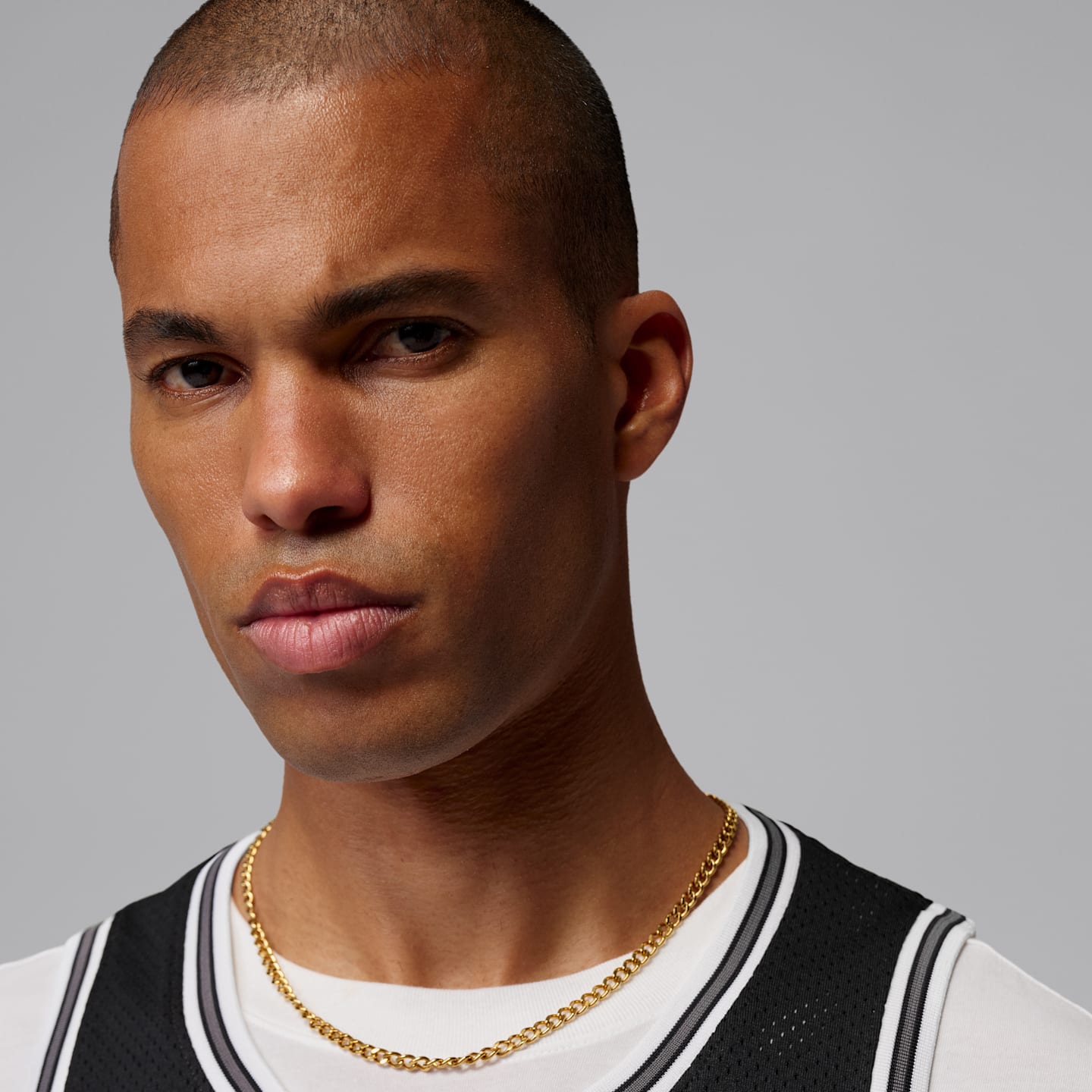 Мужской топ Jordan Brooklyn Mesh Jersey, цвет: Чёрный / Железный серый — фото 3