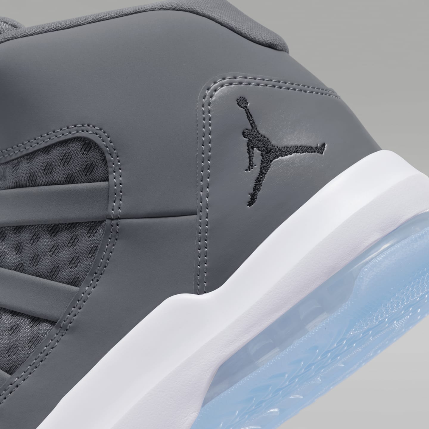 Мужские кроссовки Jordan Max Aura, цвет: Холодный серый / Белый — фото 8