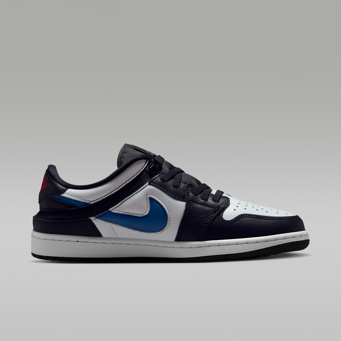 Мужские кроссовки Air Jordan 1 Low EasyOn, цвет: Чёрный / Насыщенный синий — фото 3