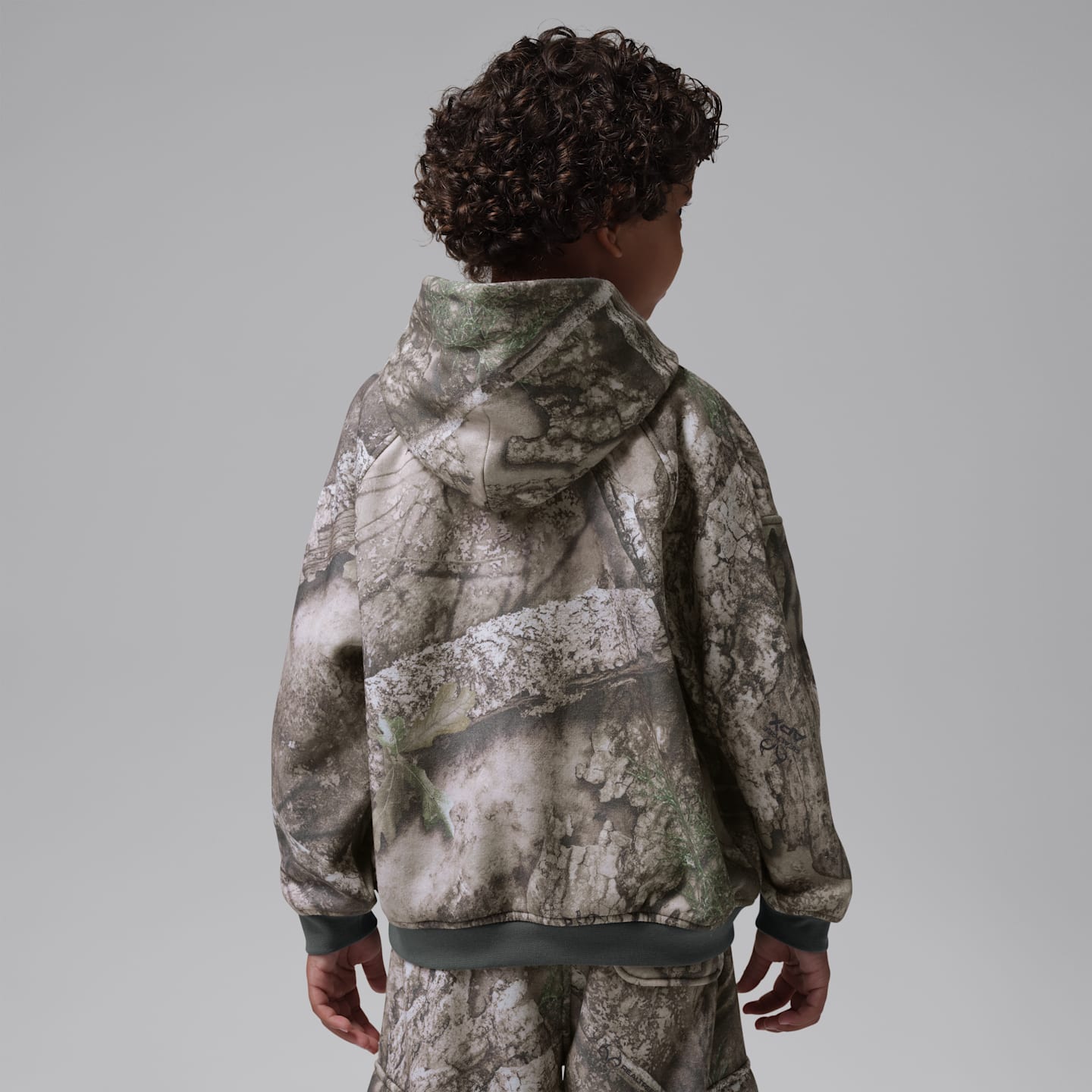 Детское флисовое худи Jordan Brooklyn Realtree, цвет: Swan — фото 2
