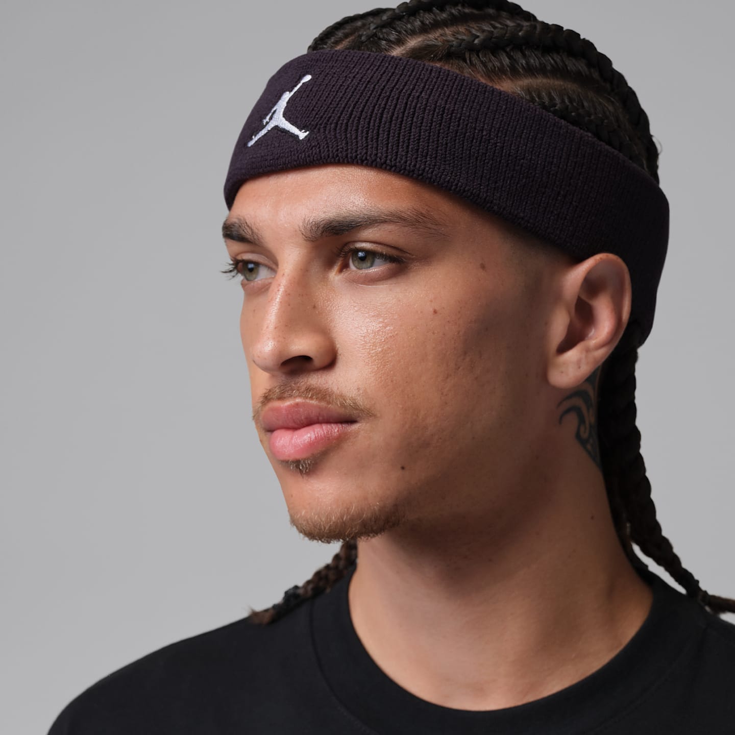 Мужская спортивная футболка Jordan Dri-FIT Sport с принтом, цвет: Чёрный / Белый — фото 3