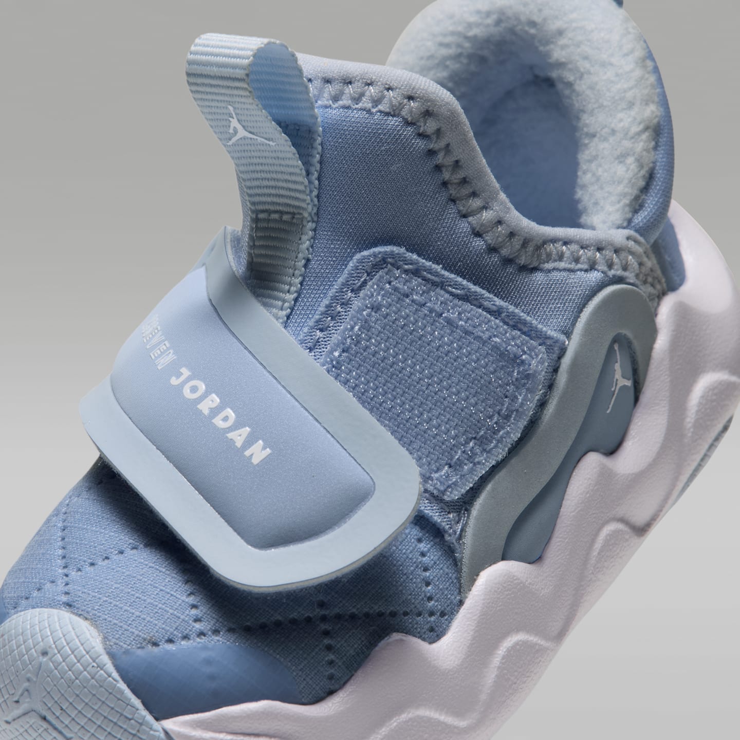 Детские кроссовки Jordan 23/7.2 EasyOn Baby/Toddler, цвет: Серебристый / Синий — фото 7