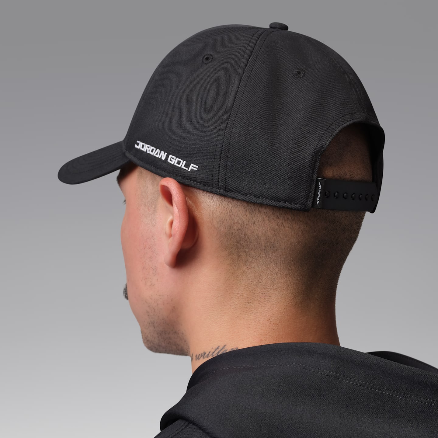 Мужская кепка Jordan Dri-FIT Space Jam Rise Golf, цвет: Чёрный / Белый — фото 2