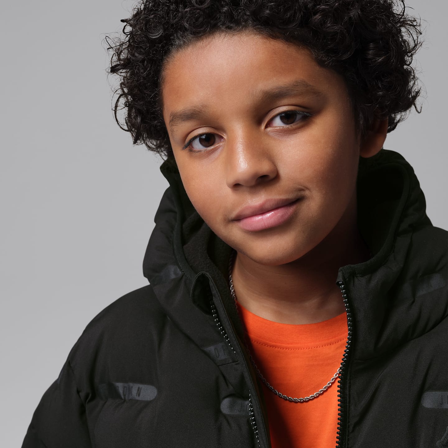 Детская куртка Jordan Heat Debossed Midweight Puffer, цвет: Чёрный — фото 3