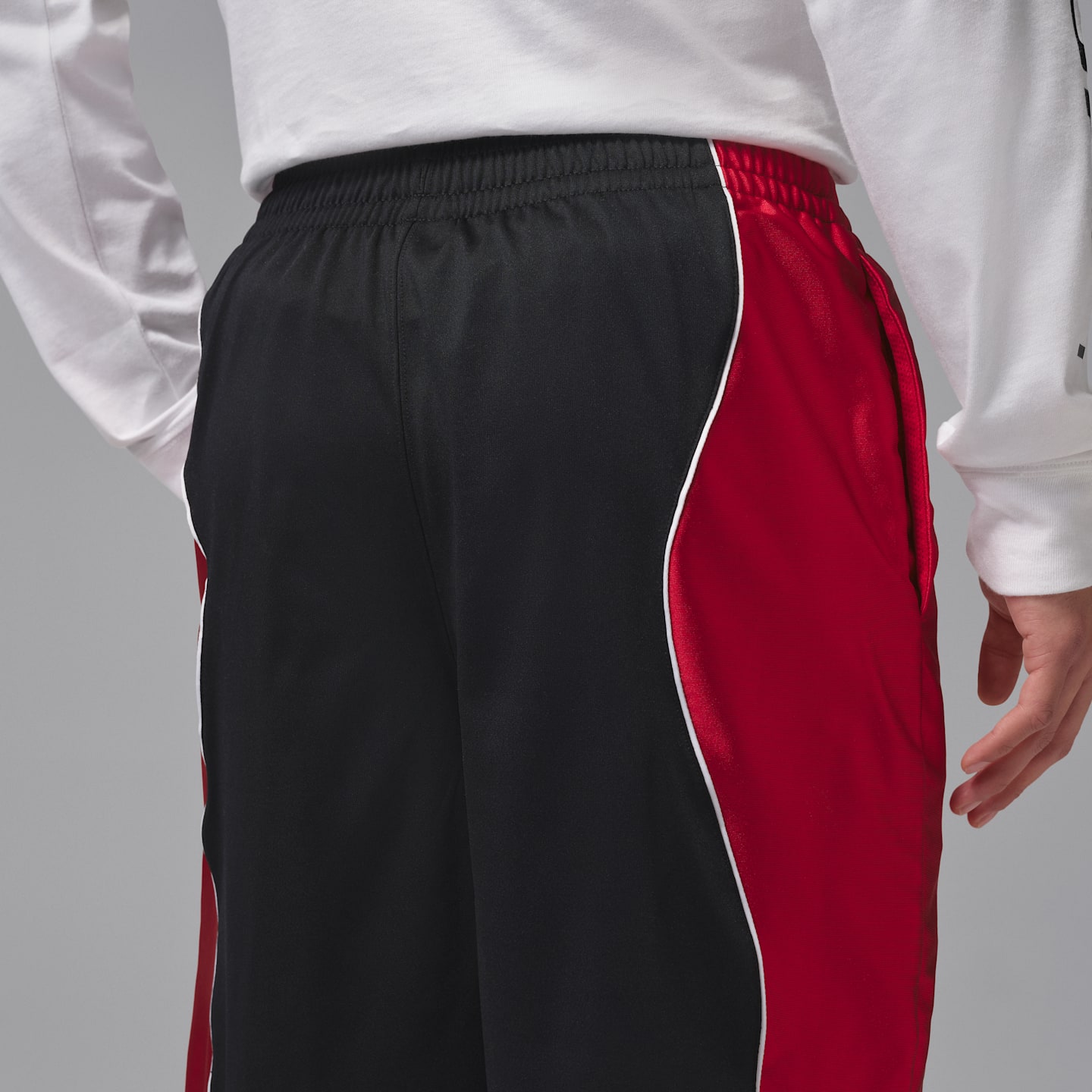 Мужские шорты Jordan Sport Dri-FIT Y2K 9, цвет: Чёрный / Белый — фото 3