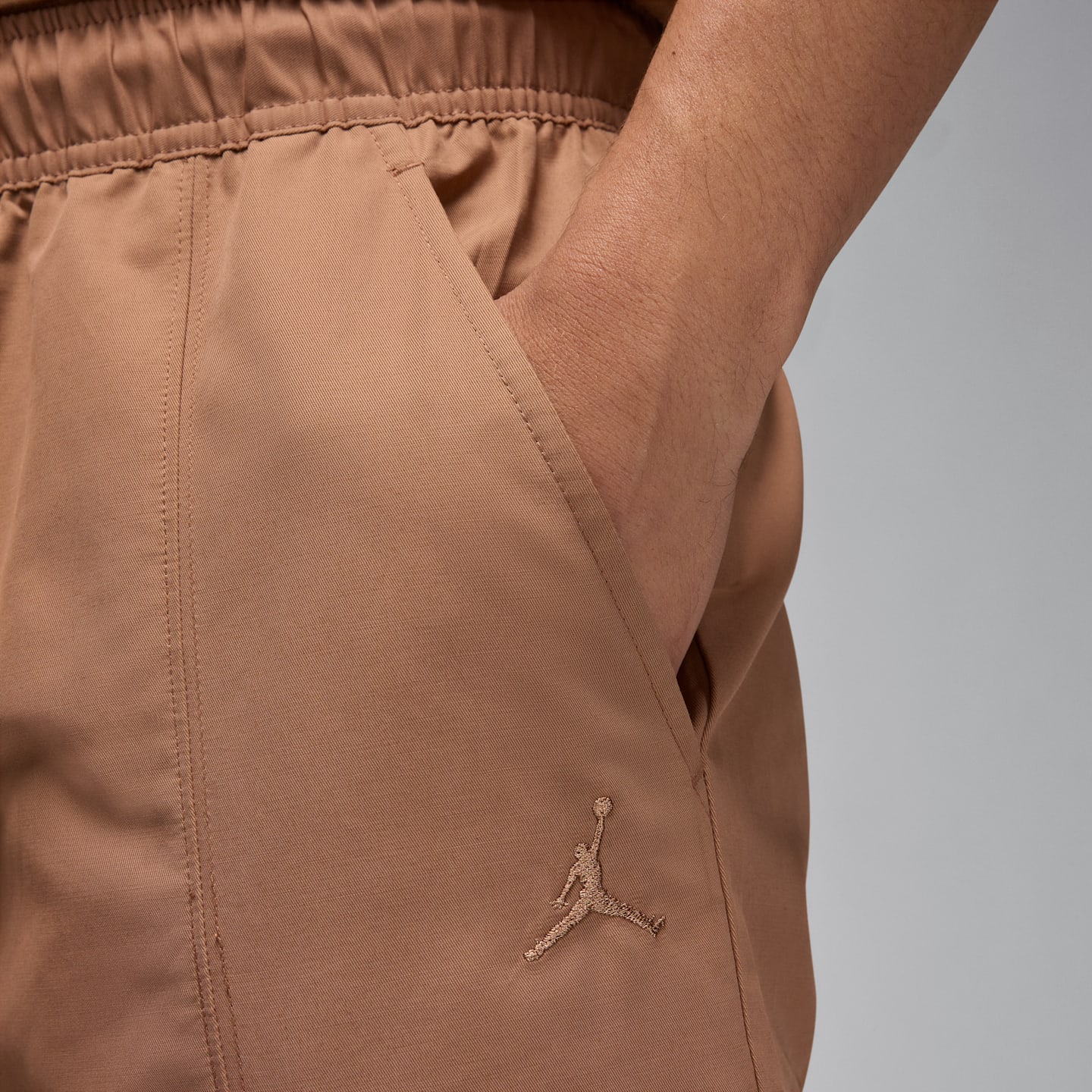 Мужские тканые брюки Jordan Essentials, цвет: Коричневый — фото 4