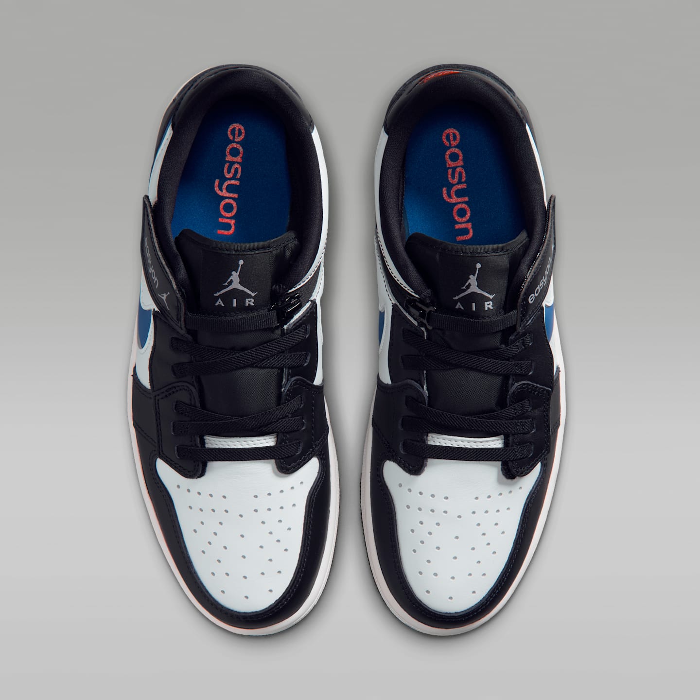 Мужские кроссовки Air Jordan 1 Low EasyOn, цвет: Чёрный / Насыщенный синий — фото 4