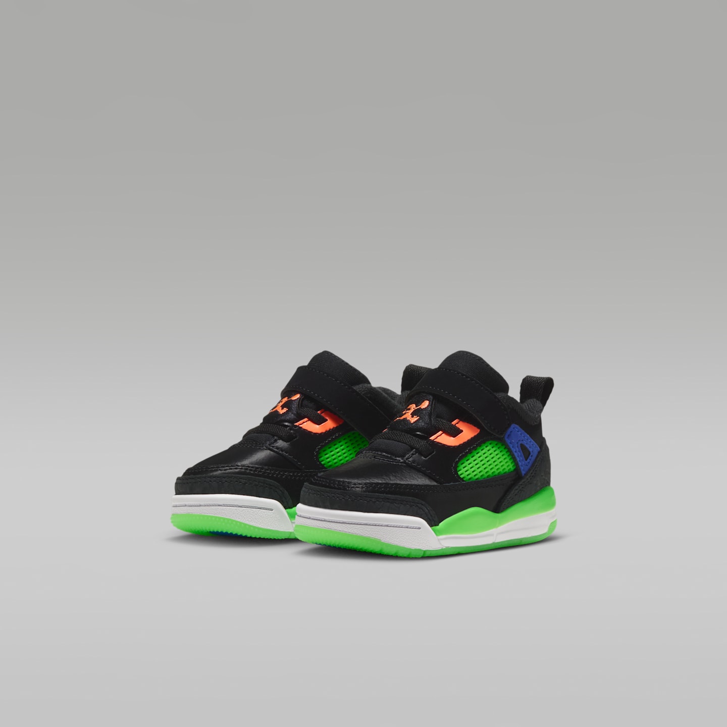 Детские кроссовки Jordan Spizike Low "Jam Central" Shoes, цвет: Чёрный / Зелёный — фото 5
