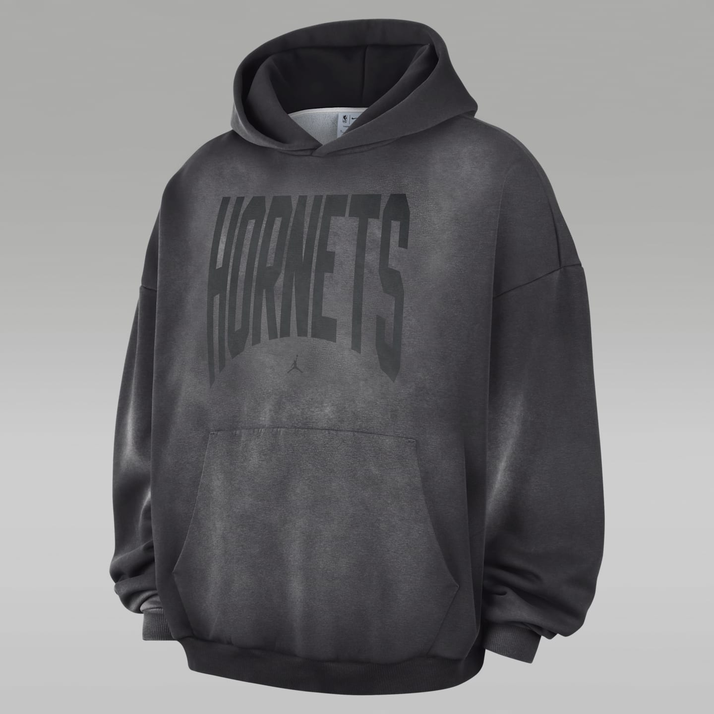Мужское худи Nike Charlotte Hornets Standard Issue Therma-FIT Fleece Basketball Pullover, цвет: Тёмный угольный / Белый — фото 1