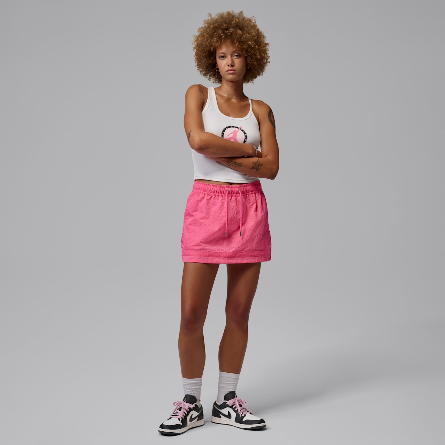 Женские кроссовки Jordan Air Jordan 1 Low SE, цвет: Антрацитовый / Молочный — фото 9