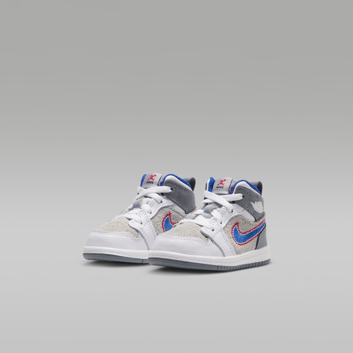 Детские кроссовки Jordan 1 Mid SE "Hare" Shoes, цвет: Серый / Красный — фото 5