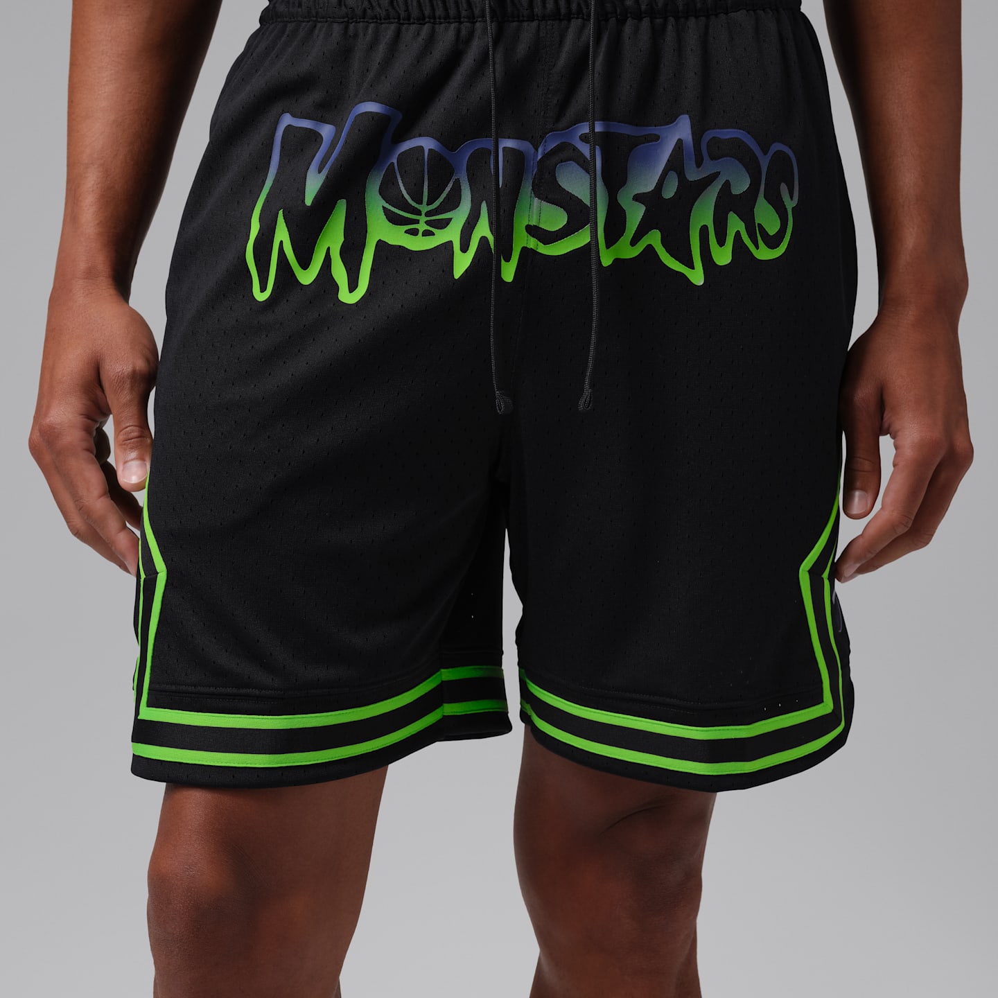 Мужские шорты Jordan Dri-FIT Space Jam Diamond, цвет: Чёрный / Зелёный — фото 2