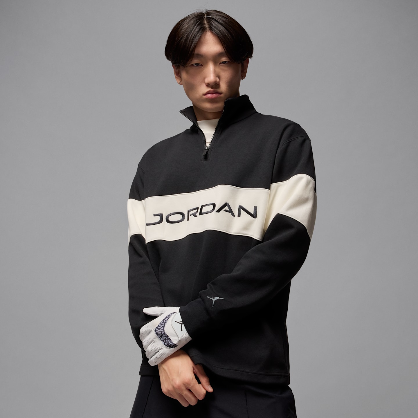 Мужской топ для гольфа Jordan Sport Dri-FIT на молнии 1/4, цвет: Чёрный / Молочный — фото 1