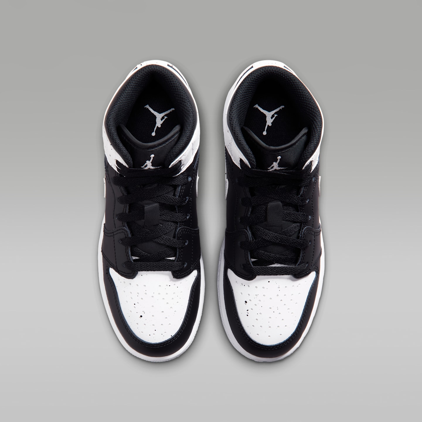 Детские кроссовки Air Jordan 1 Mid, цвет: Чёрный / Белый — фото 4