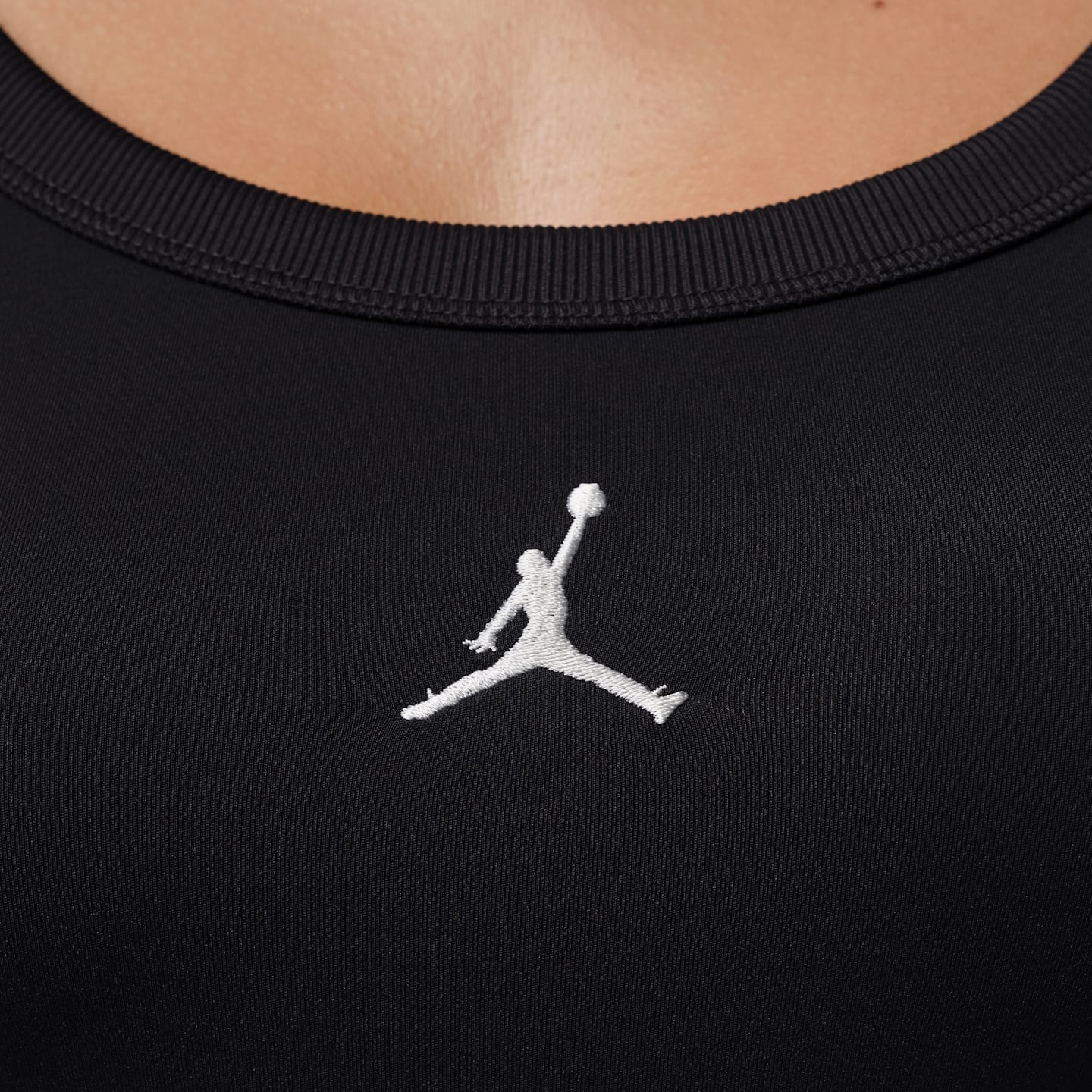 Женское боди-майка Jordan Brooklyn Essentials, цвет: Чёрный / Белый — фото 4