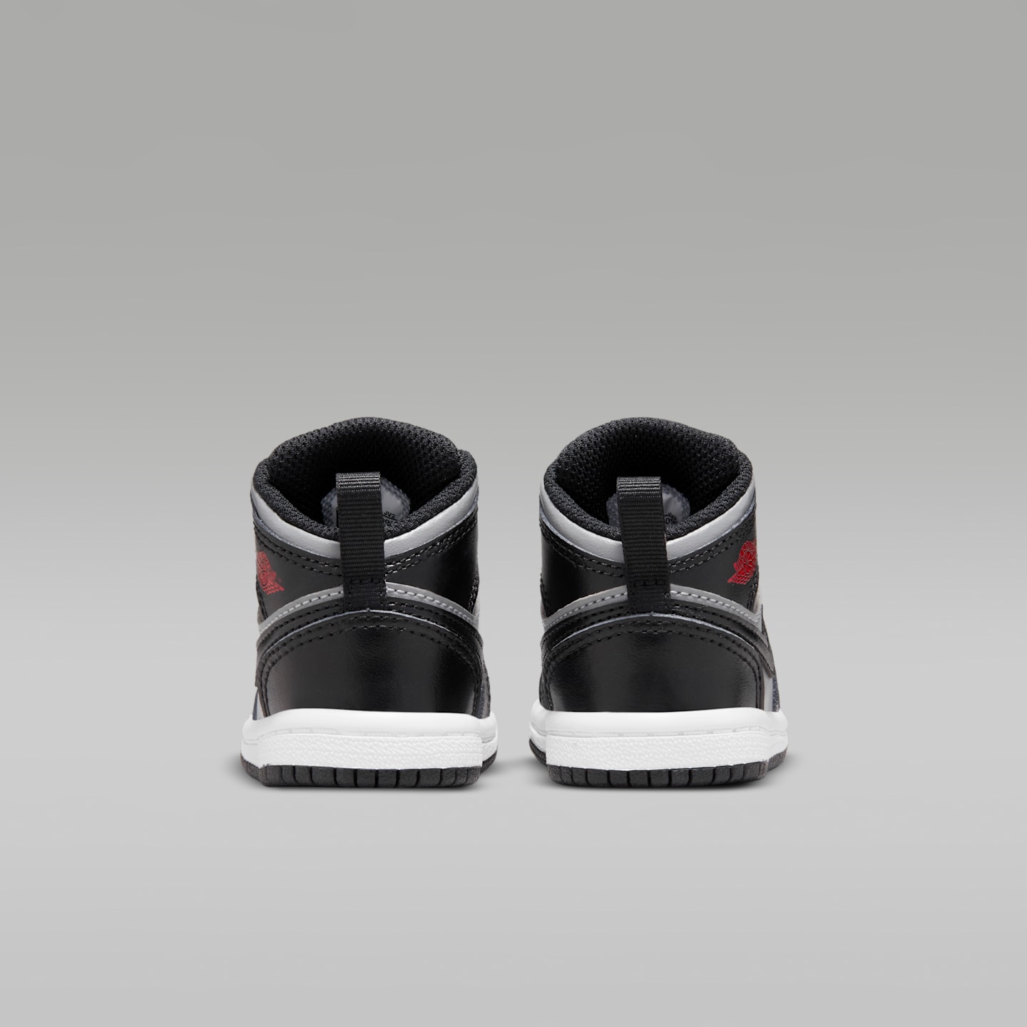 Детские кроссовки Jordan 1 Mid Infant/Toddler Shoes, цвет: Чёрный / Серый — фото 6