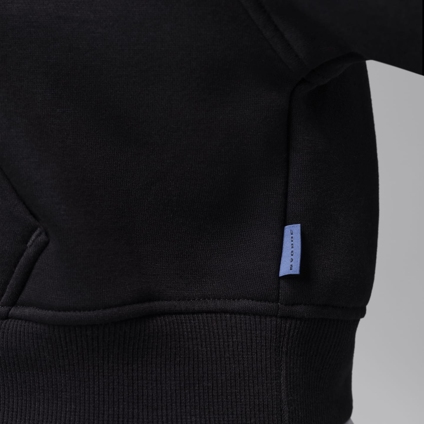 Женское худи Jordan Brooklyn Space Jam Fleece Full-Zip Cropped, цвет: Чёрный / Королевский синий — фото 7
