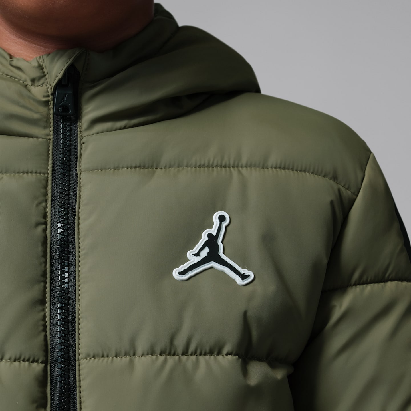 Детский пуховик Jordan Colorblock, цвет: Средний оливковый — фото 4