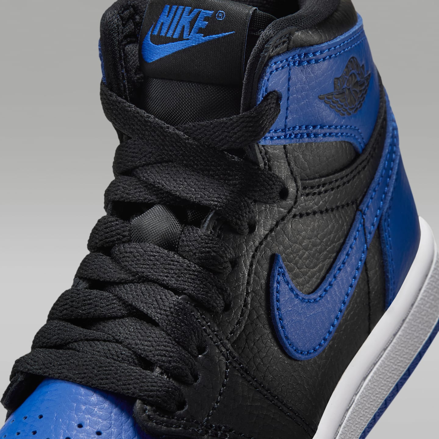 Кроссовки для малышей Jordan 1 Retro High OG Royal, цвет: Чёрный / Белый, вариант 1 — фото 7