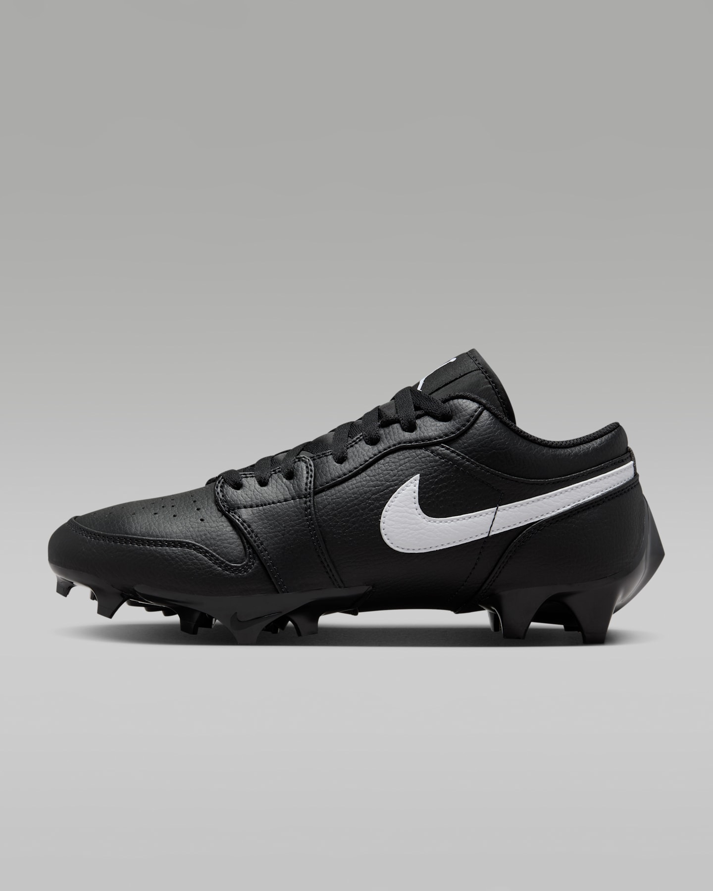 Детские бутсы Jordan 1 Low Cleats, цвет: Чёрный / Белый, вариант 1 — фото 10