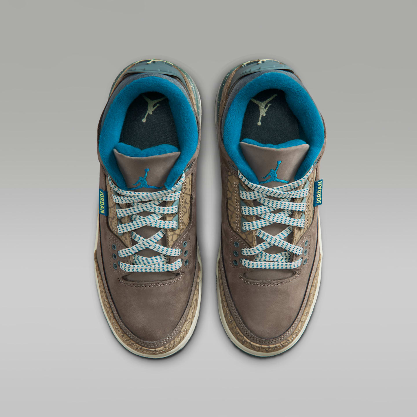 Детские кроссовки Jordan 3 Retro Little Kids' Shoes, цвет: Оливковый серый / Хаки — фото 4