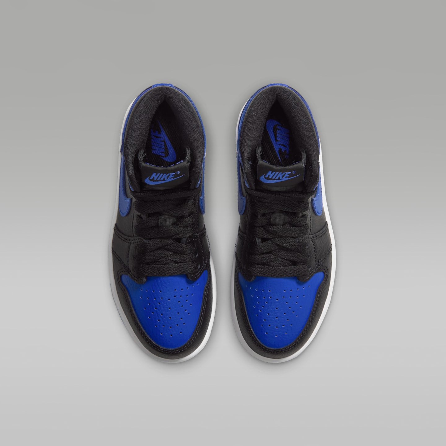 Кроссовки для малышей Jordan 1 Retro High OG Royal, цвет: Чёрный / Белый, вариант 1 — фото 4