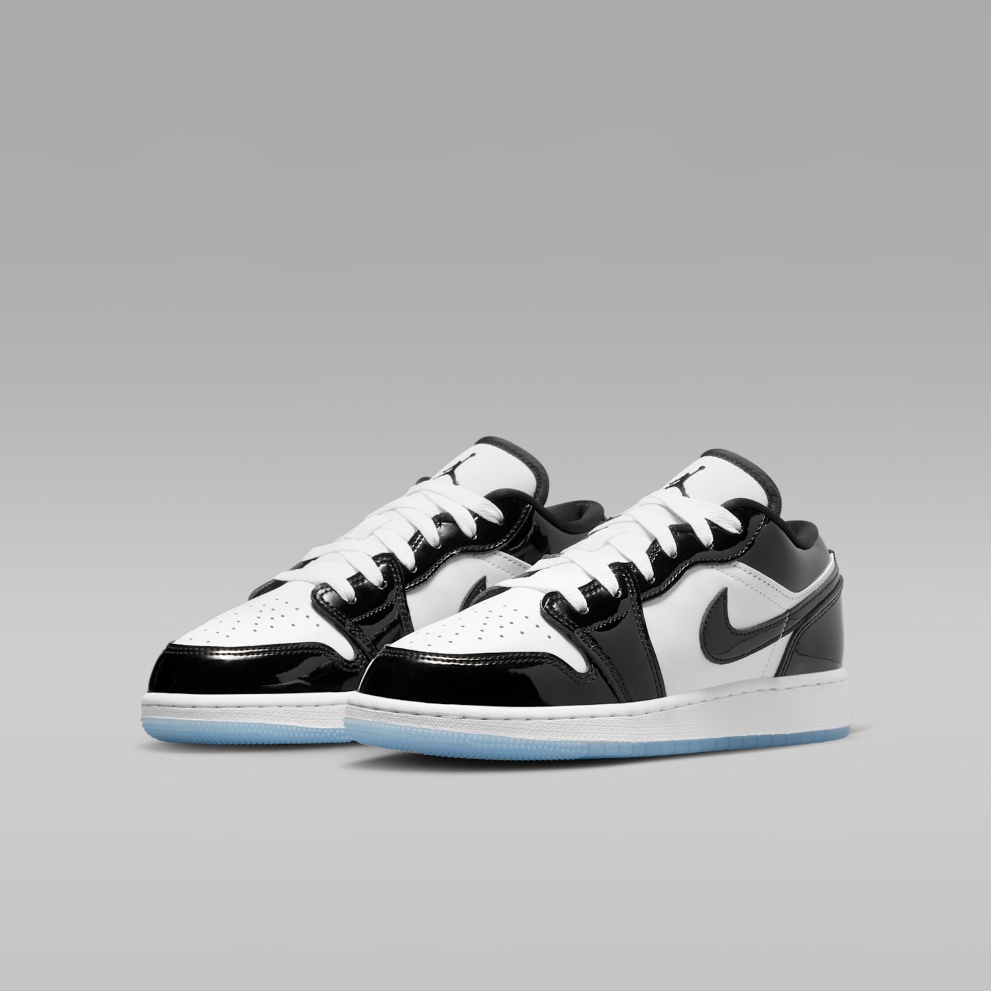 Детские кроссовки Air Jordan 1 Low SE, цвет: Белый / Чёрный — фото 5