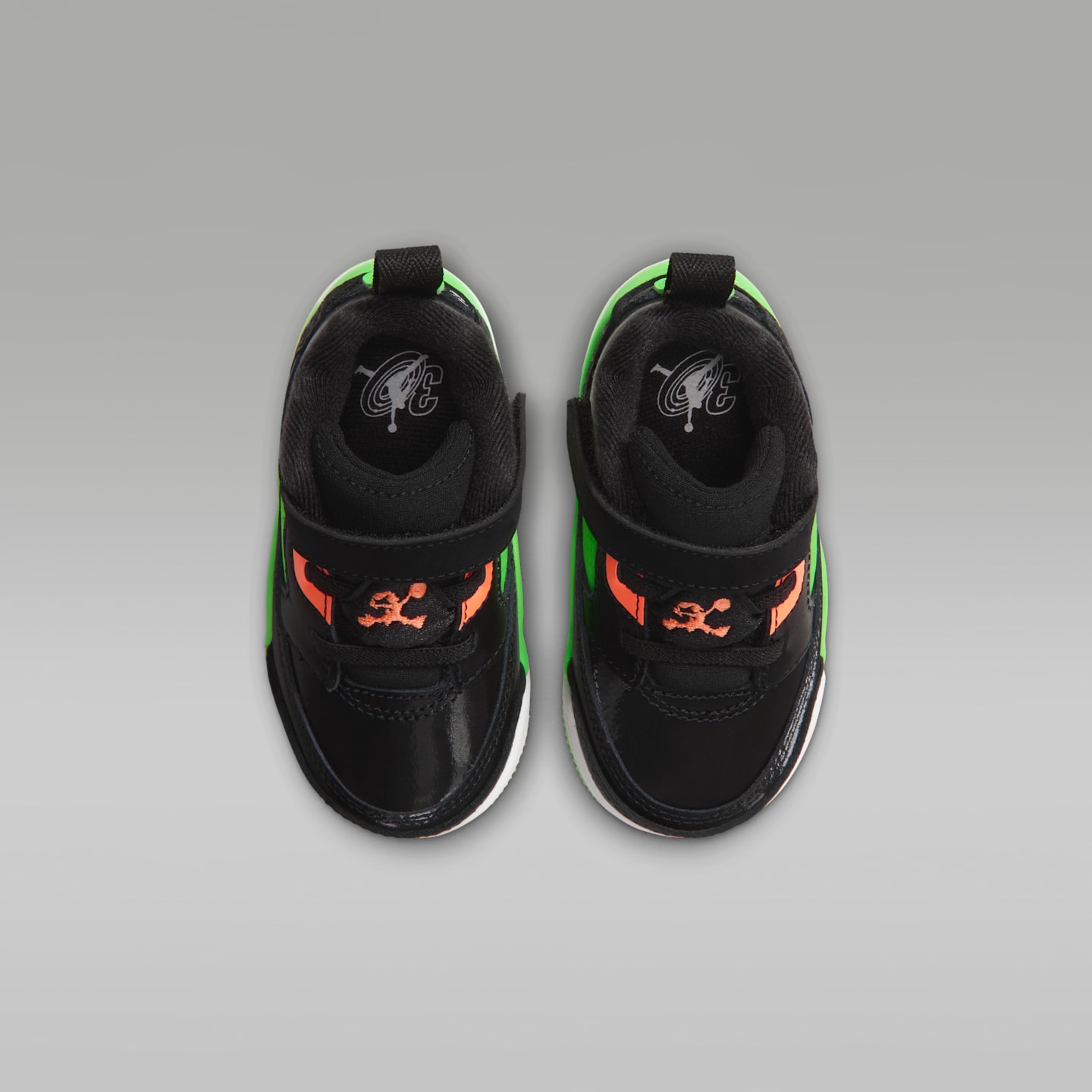 Детские кроссовки Jordan Spizike Low "Jam Central" Shoes, цвет: Чёрный / Зелёный — фото 4