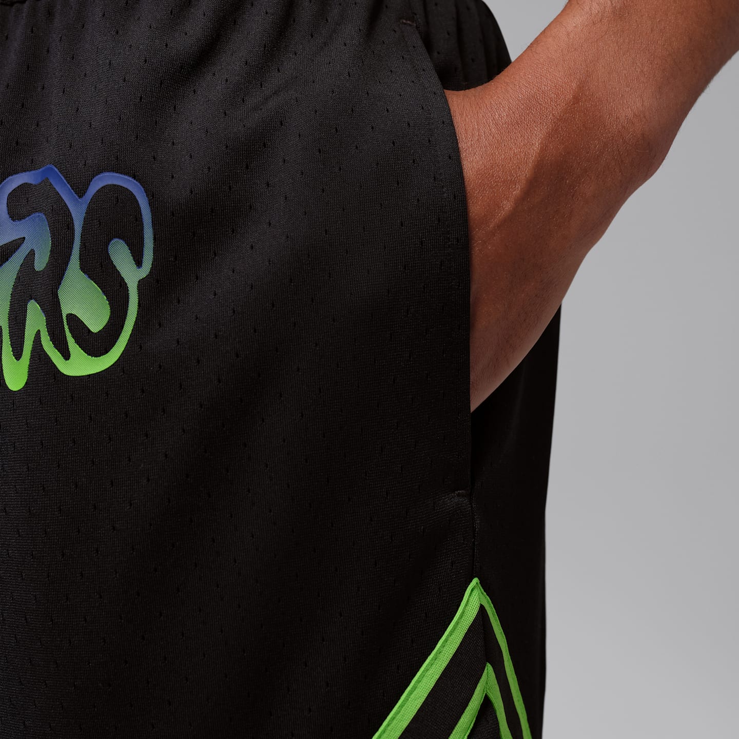 Мужские шорты Jordan Dri-FIT Space Jam Diamond, цвет: Чёрный / Зелёный — фото 4