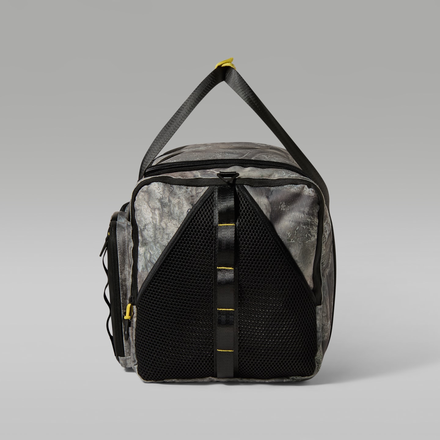 Женская сумка Jordan Collectors Gym Duffel (45.7L), цвет: Камуфляжный зелёный — фото 3