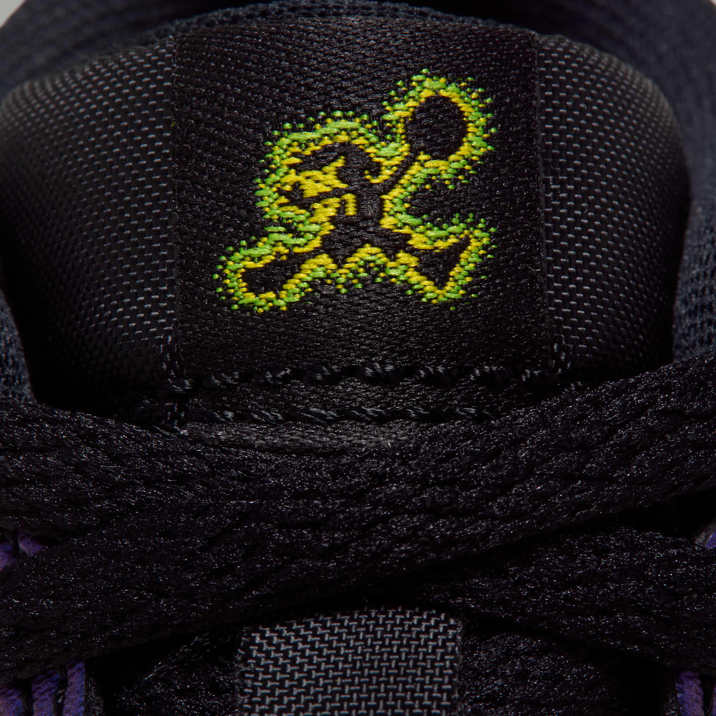 Детские кроссовки Jordan 1 Low SE "Magic Ball" Shoes, цвет: Чёрный / Зелёный — фото 9