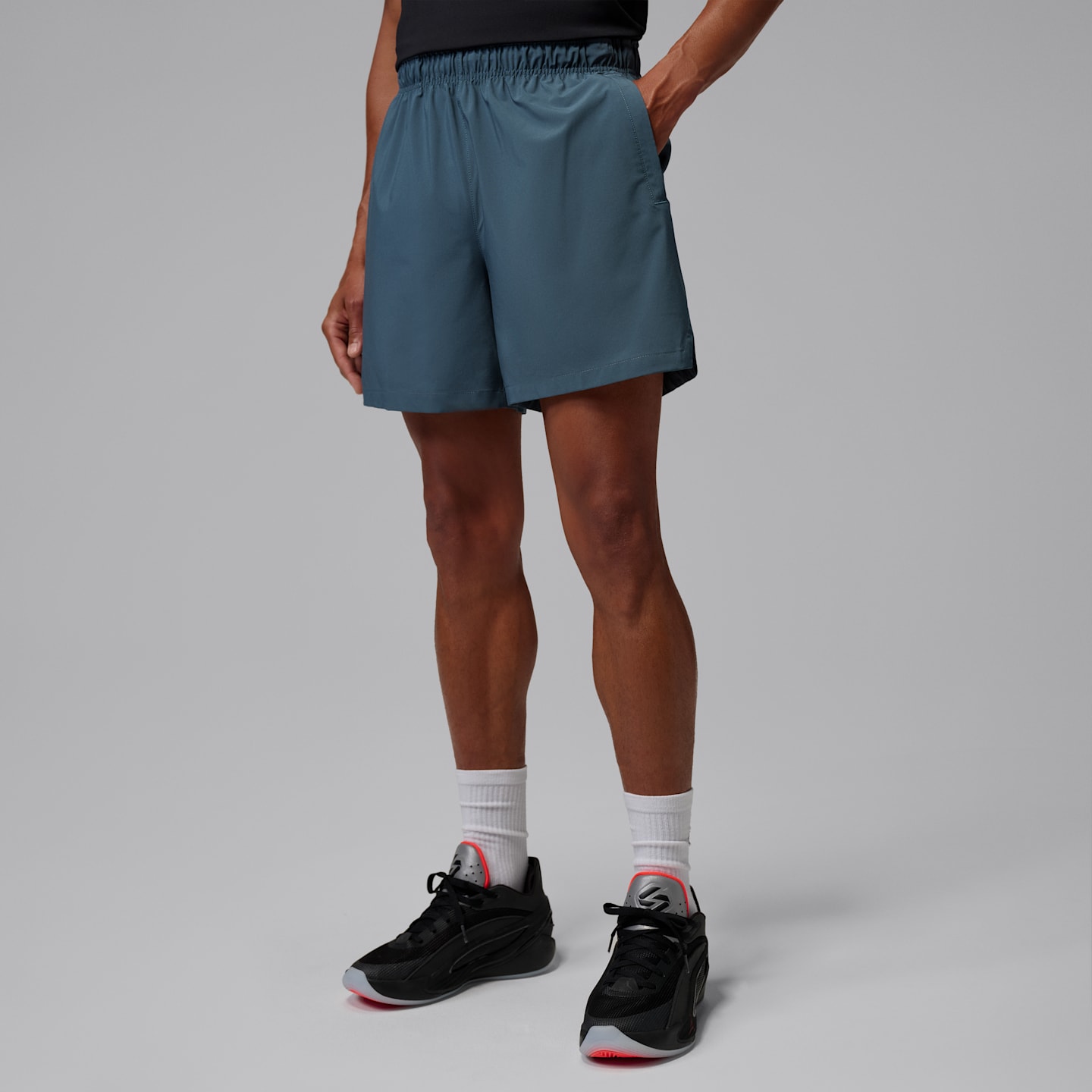 Мужские шорты Jordan Sport Flightweight Dri-FIT, цвет: Пепельный зелёный / Чёрный — фото 1