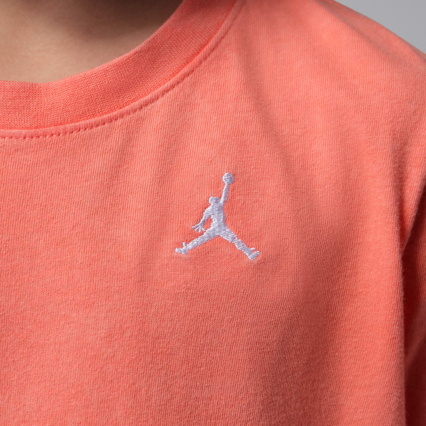Детская футболка Jordan Air Acid Wash с вышивкой, цвет: Яркий манговый — фото 4