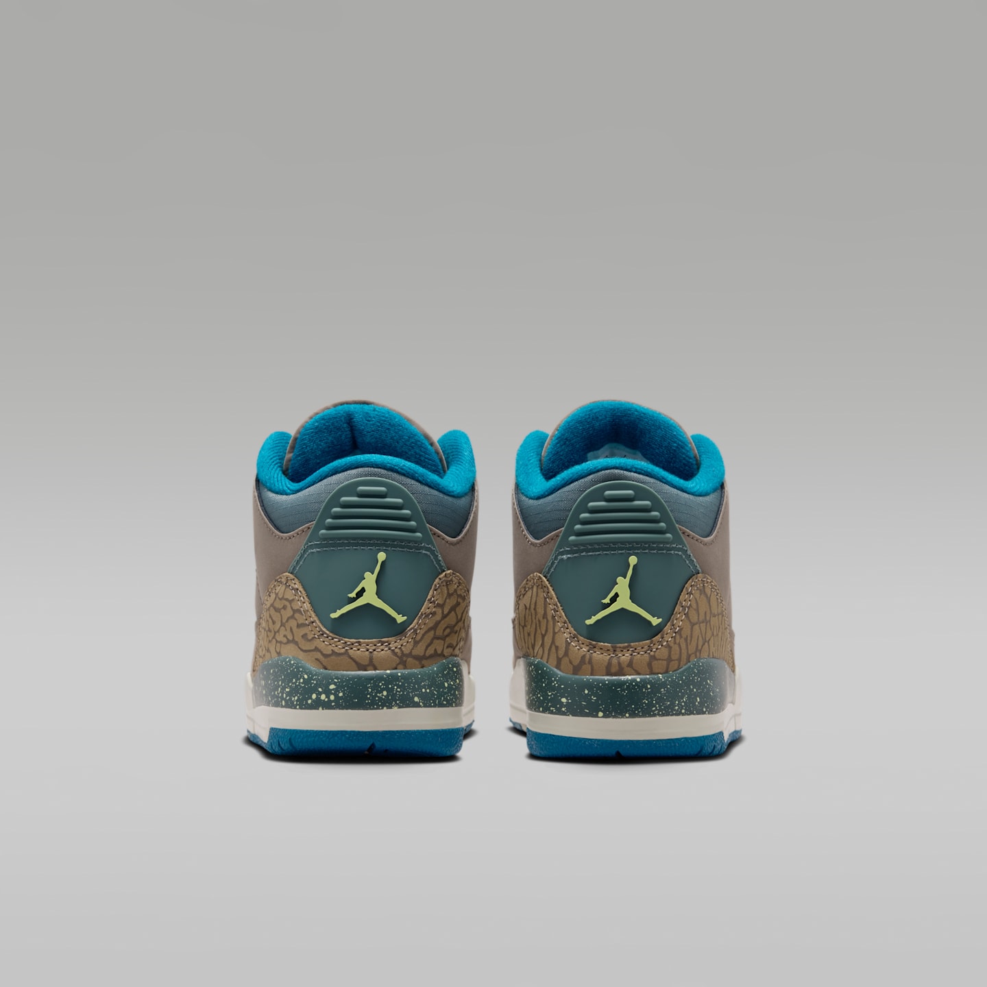 Детские кроссовки Jordan 3 Retro, цвет: Оливковый серый / Хаки — фото 6